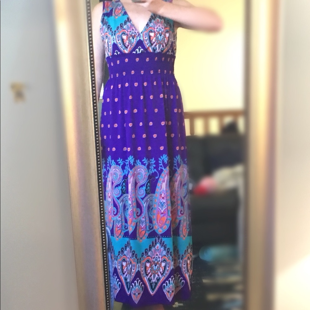 CLOSET CLOSING! Purple Maxi dress size M EUC